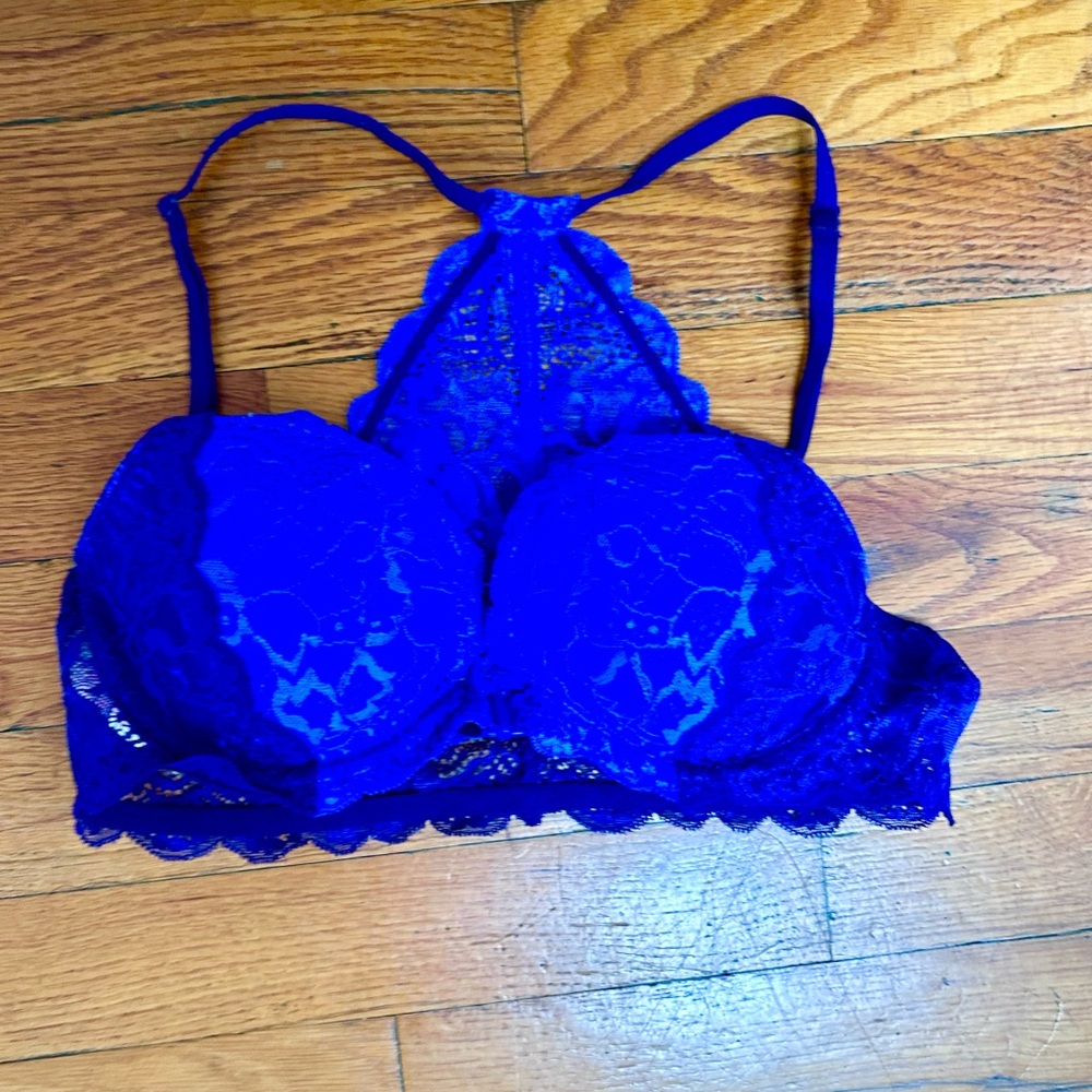 Victoria's Secret Vibrant Blue Lace Bra